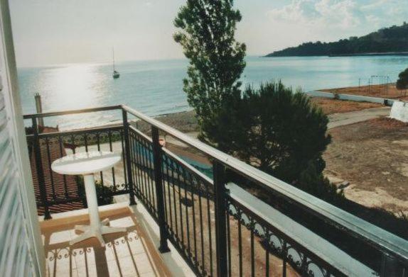 Poros House Hotel Exterior foto
