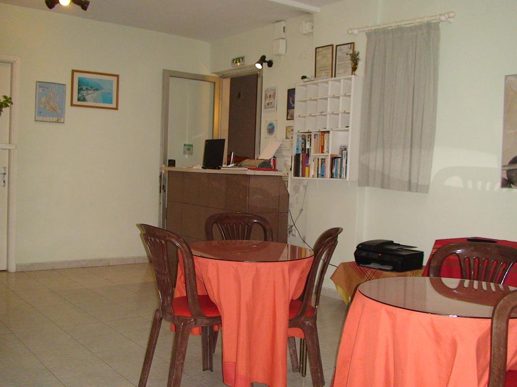 Poros House Hotel Exterior foto