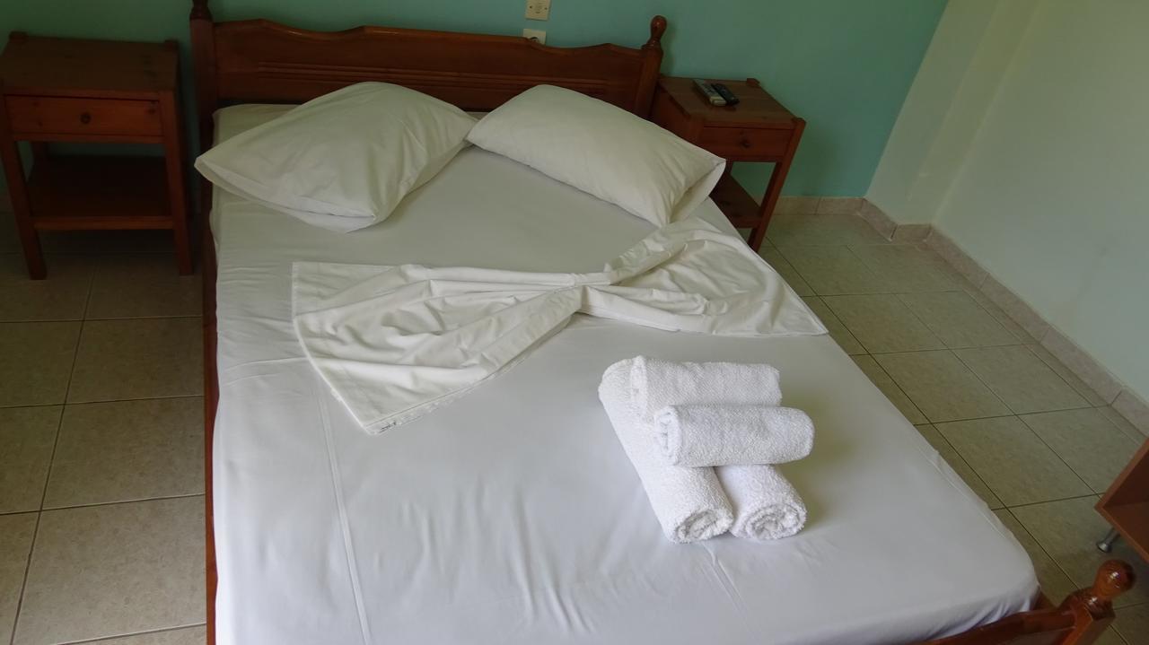 Poros House Hotel Exterior foto